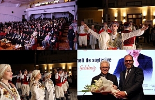 Söyleşi düzenledi