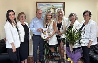 ‘Severek izliyoruz’