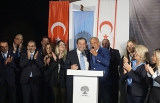 19 kadın var
