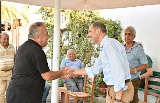 Sohbet etti, talepleri dinledi