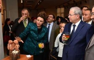 37 eser yer alıyor