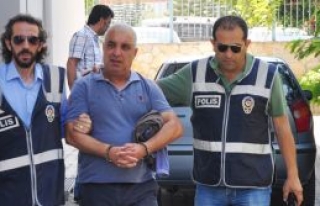8 kurşun sıktı 