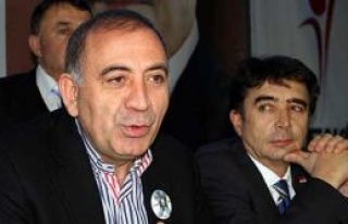 “Adil karar veremez”