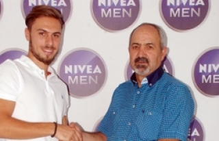 Ali göz dolduruyor