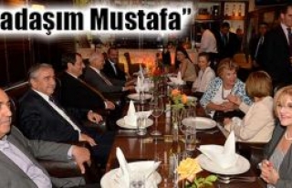 Anastasiadis'ten Akıncıya sıcak karşılama