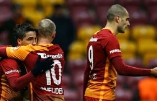 Aslan uzatmalarda galip: 2-1