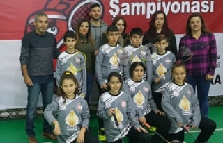 Badmintoncularımız döndü