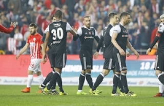 Beşiktaş’ta irtifa kaybı 0-0