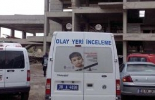 Beton zemine çakıldı