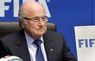 Blatter neden istifa etti?