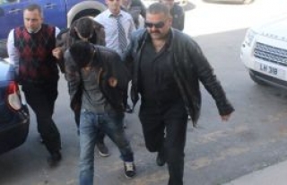 Bu günleri  görmek  de varmış