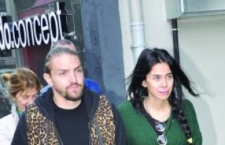 Caner-Asena çifti boşanıyor mu?