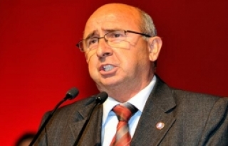 Çarpık yapı sürüyor