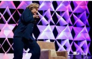Clinton’a ayakkabı
