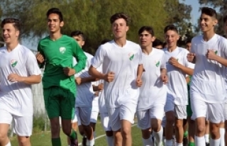 CTFA Stars, Barcelona yolcusu