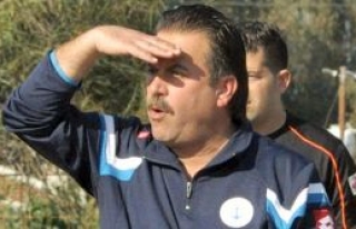 Denizli Teknik direktörü Tuncay Sarıyer 