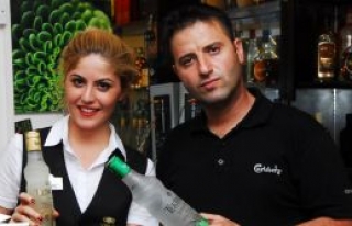Doyumsuz nağmeler