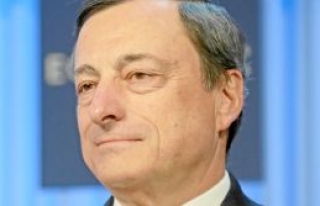 Draghi: Euro Bölgesi krizin en kötü günlerini...