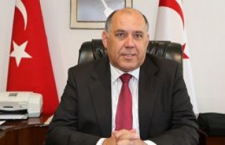 Erk: Dünya barışına özlemimiz devam ediyor