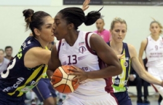 Fenerbahçe galip 62-58