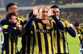 Fenerbahçe yarı finalde 2-1