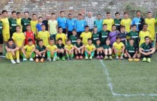 Finalde derbi olacak