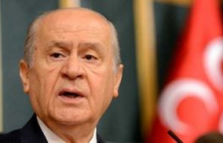 Gökyüzünden yere inmiyor
