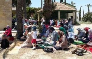 Hala Sultan Tekkesi'nde gönüller huzur doldu