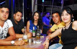 Hangover gençleri ağırladı