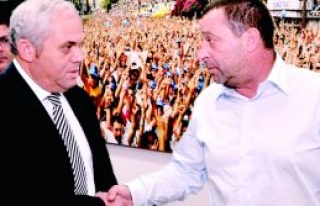 Hükümet ortakları 2013’e ‘ortak şarkı’...