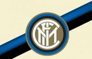 Inter yeni logosunu tanıttı