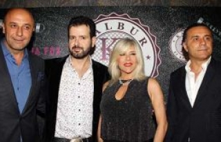 İstanbulda Samantha Fox rüzgarı