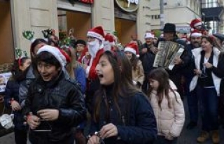 İstiklal Caddesi şenlendi