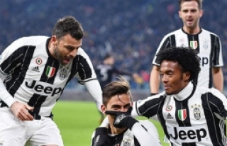 Juventus kupada da farklı