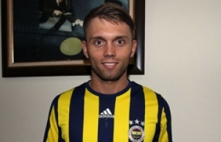 Karavayev imzayı attı