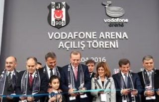 Kartal yuvasına döndü