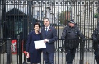 Kıbrıs Türk Dernekleri Konseyi’nden İngiltere...