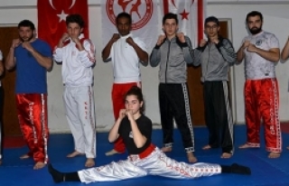 Kickboks’ta durmak yok