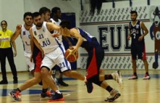 Lefke Avrupa fark attı 74-34