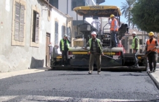 Lefkoşa’da sokaklar asfaltlanıyor