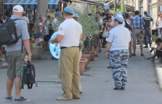 Lefkoşa’daki sınır kapılarında geçişler durdu