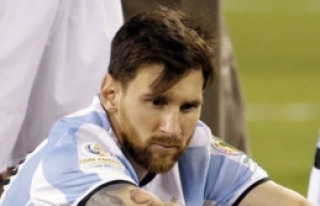 Lionel Messi milli takımı bıraktı