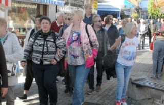 Lokmacı’ya turist yağdı