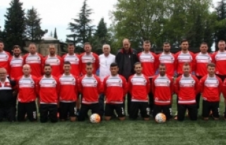 Milliler liderlik peşinde