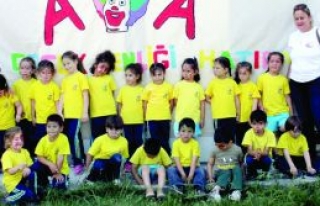 Minikler şenlikte