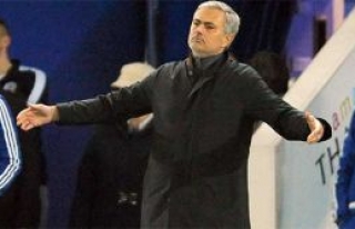 Mourinho görevden alındı