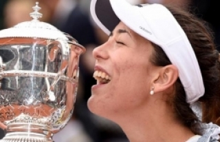 Muguruza'dan tarihi şampiyonluk