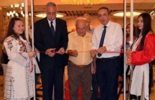 ‘Ortak Kıbrısımızın Güzellikleri’ sergileniyor