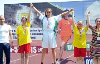 “Özel” sporcular yarıştı 