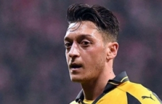 Özil'den ayrılık sinyali